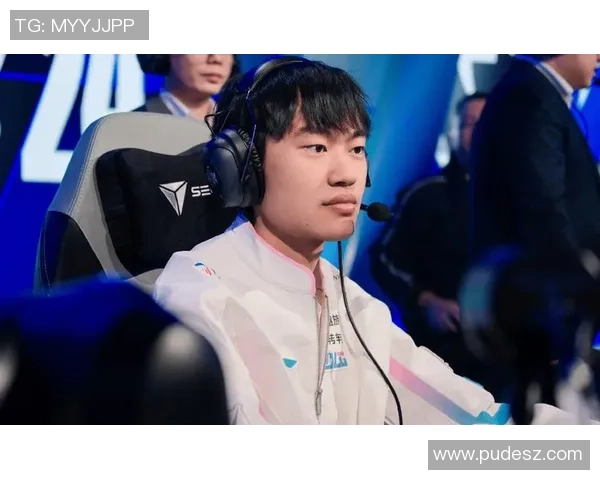 热议DOTA2：BLG战队如何通过比赛经验变革提升竞技水平与团队协作